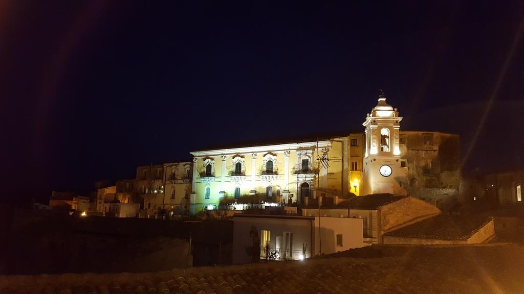 Epoca - Camere Con Stile Ragusa Buitenkant foto